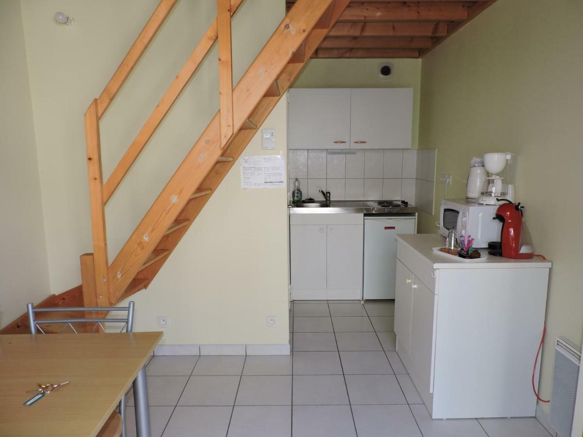 Studio Des Pres Fougeres Bagian luar foto
